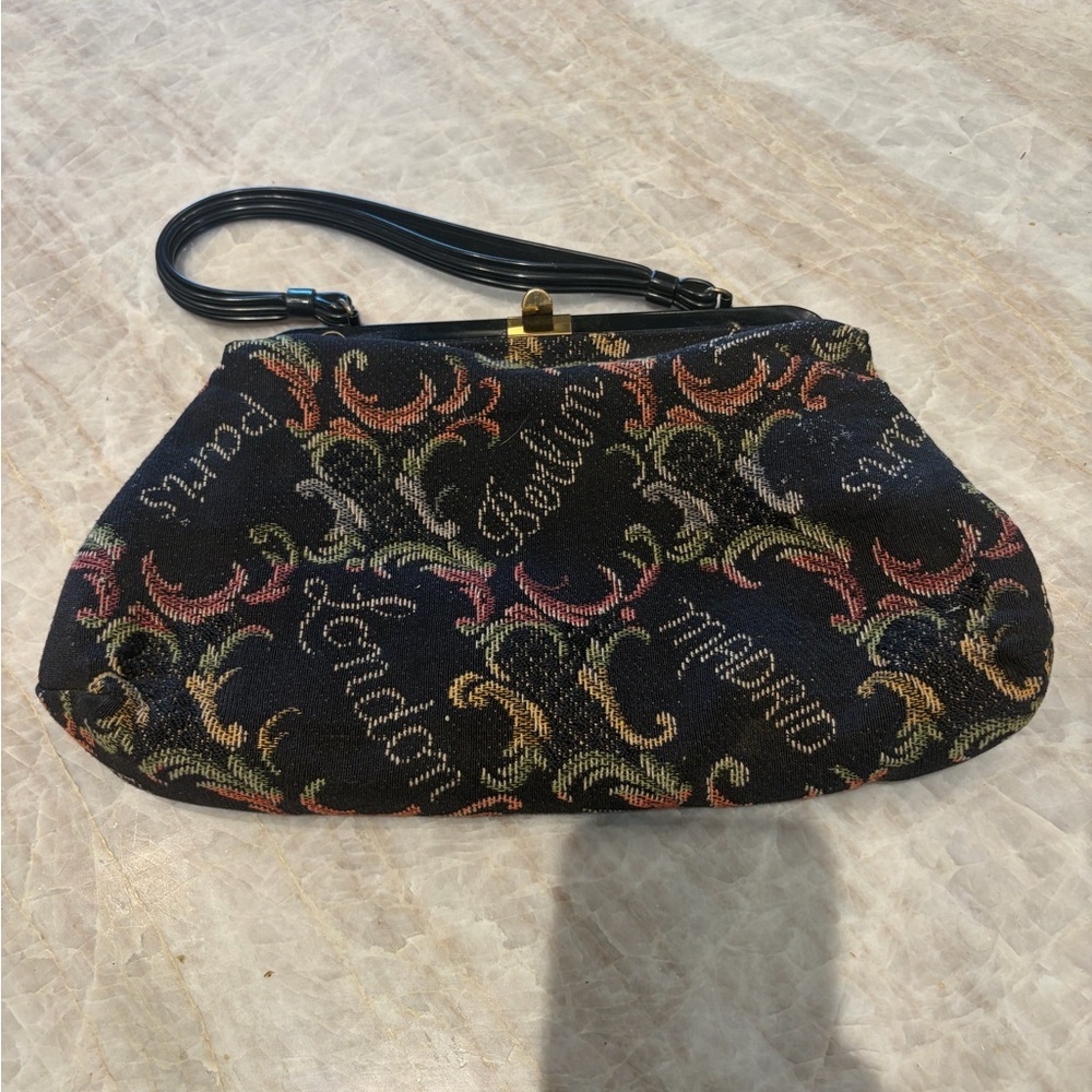 vintage tapestry kiss lock handbag floral carpet bag purse